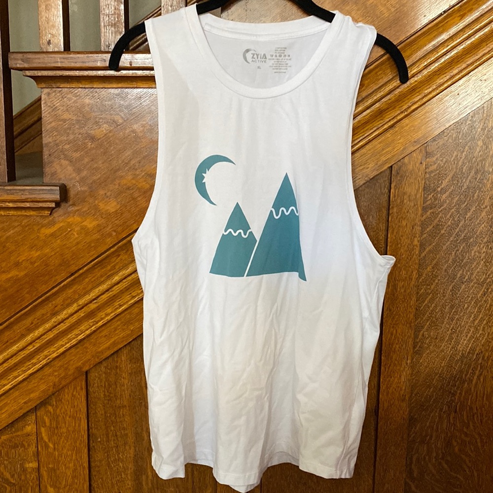 Zyia Active White Sleeveless Muscle Tank. XL EUC
